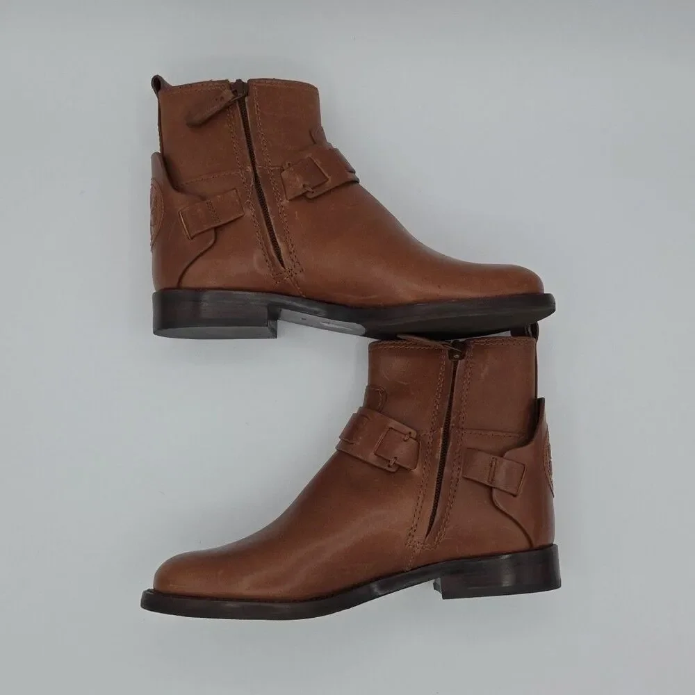 Tory Burch these tory